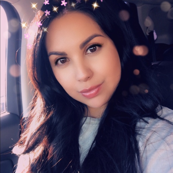 Meet your Posher, Exie. - Picture 2 of 4